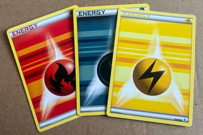 XY Generations - Non Holo Energy - Pokémon TCG - 2016 - Near Mint - Image 1 of 4