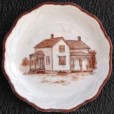 Helgren Thompson, Iowa, Farm Home Custom Plate by Dirt Farmer's Delft - Image 1 of 4