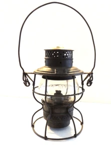 ANTIQUE ADAMS & WESTLAKE PENNSYLVANIA RR KEROSENE LANTERN - Picture 1 of 5