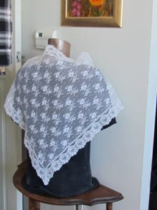 Floral Lace Mantilla Triangular Vintage Style Church Veil White Scarf Bandana - Picture 1 of 15