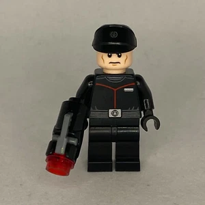 *NEW* Sith Fleet Officer minifigure LEGO Star Wars 75266 - Picture 1 of 3