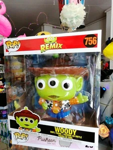 Pop Disney: Pixar Alien Remix Life Super Adapté 25cm Viniyl Figurine 10 " Woody - Picture 1 of 5