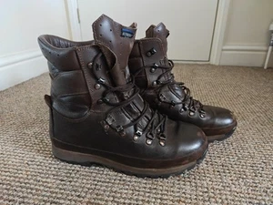 Altberg Defender High Liability Mens Boots Combat British Army Size Uk 8 M - Picture 1 of 10