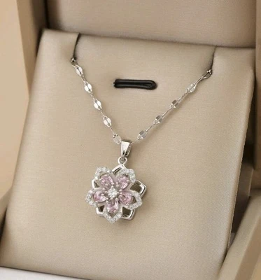 Collana FIORE ROTANTE in ACCIAIO INOSSIDABILE E ZIRCONI ALTA QUALITA - Immagine 1 di 4