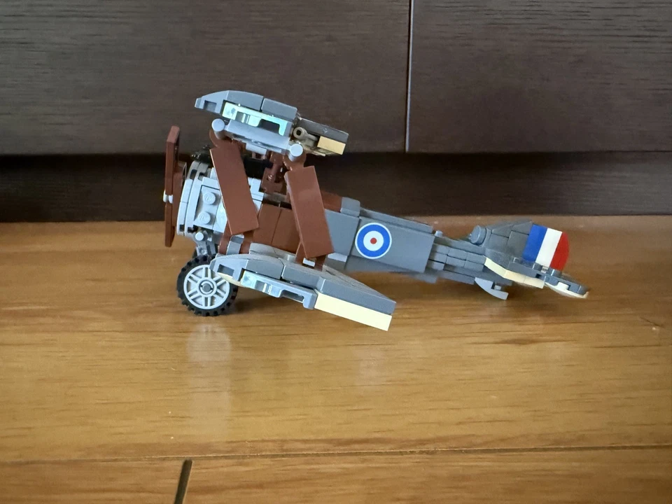 Brickmania Sopwith F.1 Camel World War 1 British Fighter Aircraft with pilot. - Image 1 of 4