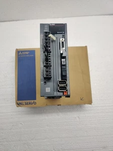 MITSUBISHI MR-J4-70B-RJ020 AC SERVO DRIVE ( NEW OPEN BOX ) - Picture 1 of 5