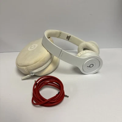 Beats by Dr. Dre Solo HD Wired Headphones White w/ Case - Image 1 of 4