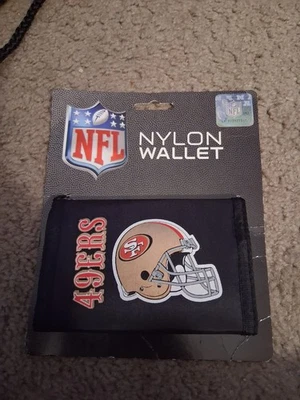 Cartera triple de nailon de los 49ers de San Francisco estilo retro con licencia NFL RICO NUEVA Foto 1 de 2