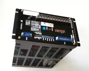 Servopack Yaskawa CACR-SR03BC1KS-Y264 - Imagen 1 de 11