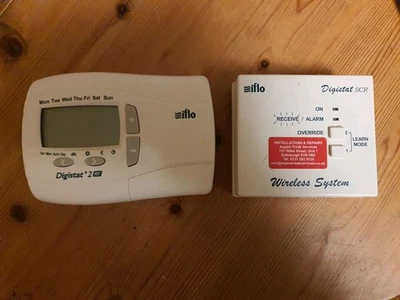 Drayton Digistat +2RF RF700 Wireless Programmable Room Thermostat with Base Unit - Image 1 of 3