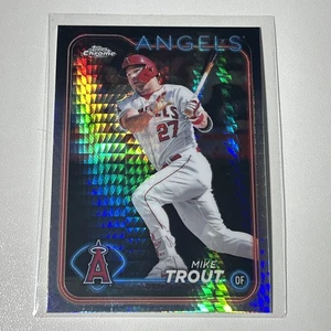 2024 Topps Chrome Mike Trout #200 Prism Refractor Angels - Picture 1 of 2