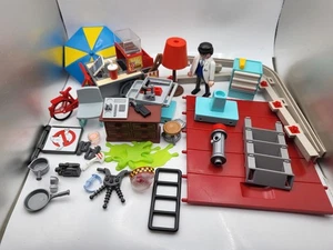 Ghostbusters Playmobil Hotdog Stand & Firehouse 9222 / 9219 Spares Accessories - Picture 1 of 11