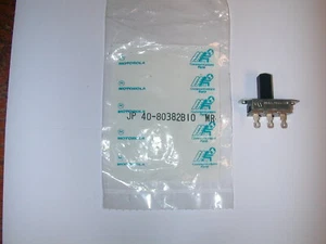 INTERRUPTOR DE DESLIZAMIENTO MOTOROLA GENUINO 40-80382B10 - Imagen 1 de 4
