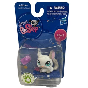2009 Littlest Pet Shop 1401 White Gray Chinchilla LPS New NOS w/camera - Picture 1 of 2