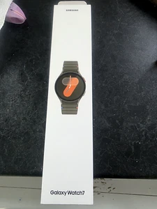 Samsung Galaxy Watch7 SM-L300 40mm GREEN Smart Watch **BRAND NEW & SEALED** - Zdjęcie 1 z 4