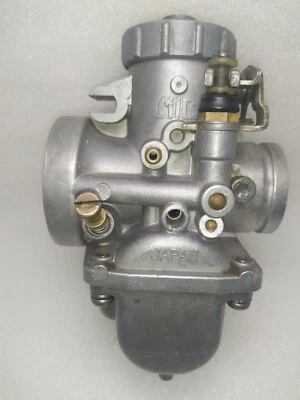 YAMAHA IT 175 1982 1983 CONJUNTO DE CARBURADOR MIKUNI OEM 5X8-14101-10 Foto 1 de 4