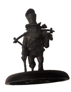Ulix Mini with Stat Card and Upgrade Cards Wyrd Games Malifaux unpntd asmbld - Picture 1 of 5
