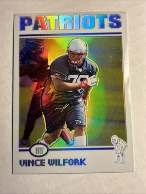 2004 Topps Chrome #182 Vince Wilfork Rookie Refractor Patriots!! - Image 1 of 2