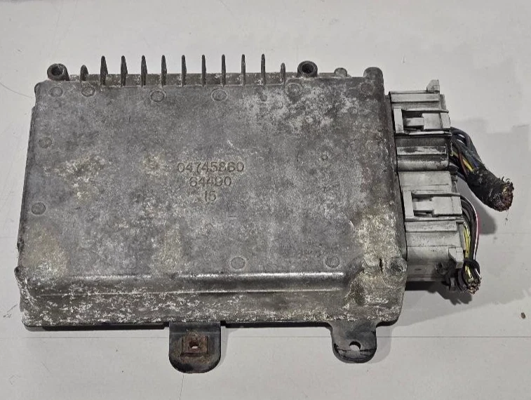 Chrysler Town & Country 2001 motor ECM con soportes P/N 0474586064490 pieza OEM Foto 1 de 4