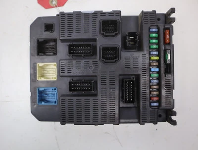 BSI VIERGE occasion PEUGEOT 308 I Phase 1 - 1.6 HDI 16v 110ch - - Immagine 1 di 4