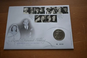 2007 GB £5 Coin on Large First Day Cover, Diamond Wedding - Picture 1 of 2
