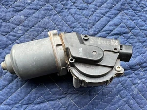 Chevrolet Camaro wiper motor 2010 2015 front winshield wiper motor OEM 92212322 - Picture 1 of 5