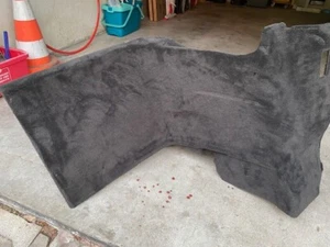 Verkleidung Abdeckung Teppich Fond hinten links aus Mercedes SL500 R129 Bj. 1990 - Bild 1 von 7