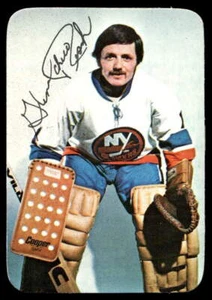 1976-77 Topps #6 Glenn Resch New York Islanders EX-EXMINT - Picture 1 of 2