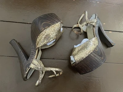 Auténticos tacones de plataforma de discoteca de los años 70 plataformas doradas brillantes raros se adapta a 7,5 M Foto 1 de 4