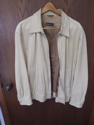 BALLY ABRIGO DE CUERO MARRÓN CLARO PARA HOMBRE - TALLA 46 - CUERO SUAVE REAL Foto 1 de 4