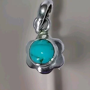 STERLING SILVER 925 ROUND TURQUOISE PENDANT WITH A FREE CHAIN AND GIFT BOX - Picture 1 of 4