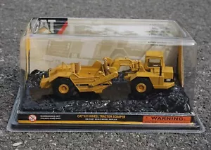 NORSCOT 1/64 Scale Cat Wheel Tractor 611 Scraper Diecast Car Model Toy 55308 - Picture 1 of 6