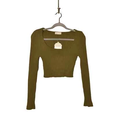 ALTAR'D STATE NUEVO $60 Top Corto Acanalado Cuello Redondo Manga Larga Oliva Mediano Foto 1 de 4