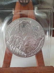 Ruanda bufalo 2015. 1 Oz 999  Sigillata Rwanda buffalo Silver. - Imagen 1 de 4
