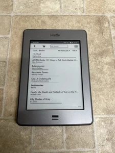 Amazon Kindle Touch 4th Generation D01200 4GB Wi-Fi 6-inch E-Reader - Picture 1 of 8