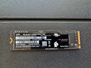 Western Digital WD BLACK SN850X 4TB M.2 NVMe Internal SSD - Afbeelding 1 van 6