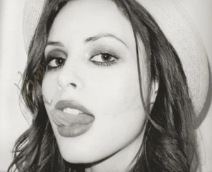 Charlotte Kemp Muhl REAL hand SIGNED Photo #7 COA GOASTT Fashion Model - Picture 1 of 2