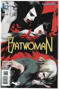 Batwoman #34 October 2014 DC - Picture 1 of 2