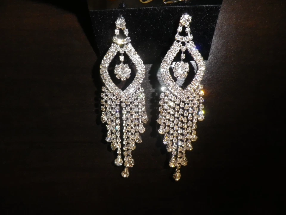 MARIELL 3431E BRILLANTE CLARO ESTRÁS ARAÑA CASCADA ABAJO 4 3/8"" NUEVO CON ETIQUETAS  Foto 1 de 1