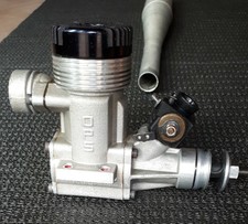 Motore Ops 40 Spa con carburatore Perry + pipa risonanza.
