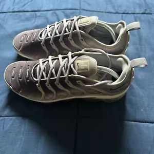 Size 10.5 - Nike Air Max Plus Low Triple gray And black - Picture 1 of 6