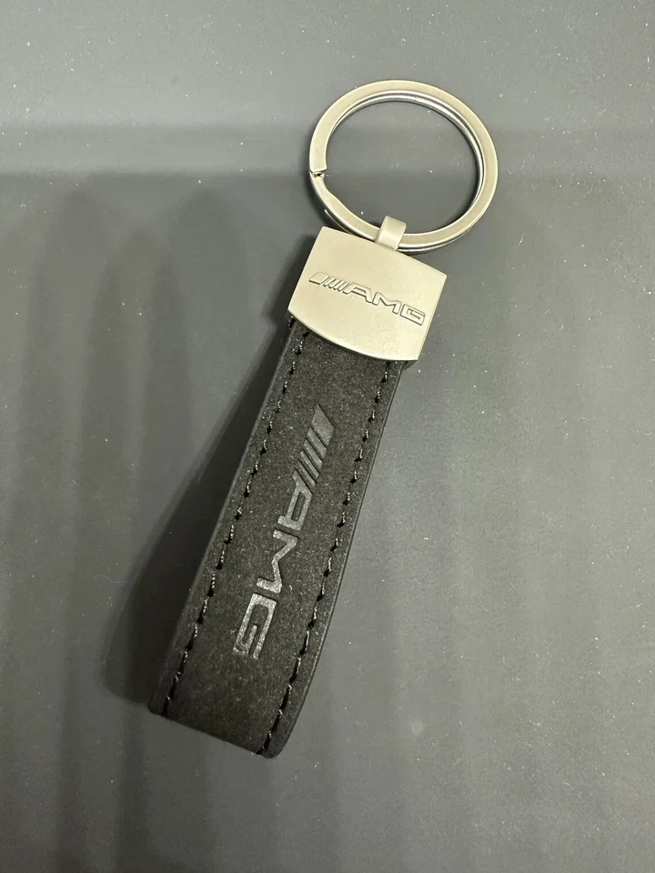 Porte clé AMG mercedes en noir cuir et alcantara métal - Photo 1/3
