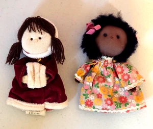 Bambole pupazzo afroamericane vintage anni 70 Hallmark Little Loves tortora 4" - Foto 1 di 7