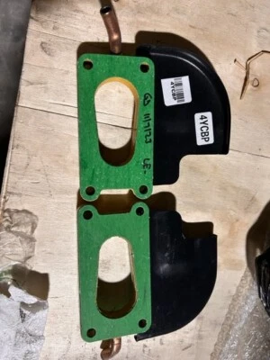 汽化器仅底板丰田 4Y HIACE HILUX 2.2 LTR Petrol 21100-75030 — 第 1/3 张图片