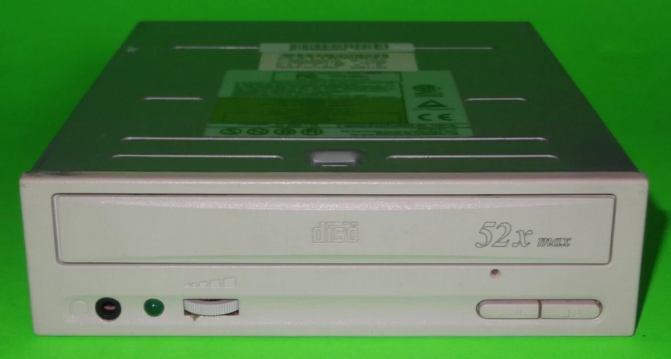 TOP-G BCD F561D 52x Max IDE Internal CD-ROM Drive Unit - Image 1 of 3