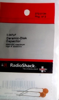 Condensador de disco cerámico RadioShack 272-0134 0.047uF 50V Hi-Q Foto 1 de 4