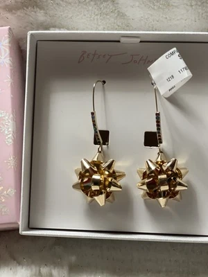 Betsey Johnson Wrap Me Up Holiday Gift Bow Dangle Earrings New in Box Gold Bows - image 1 of 3