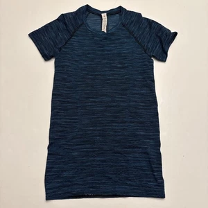 Lululemon Swiftly Tech Short Sleeve 2.0 Prism Stripe Turquoise Tide Size 2 - Picture 1 of 9