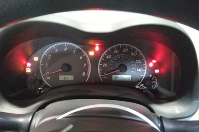 Corolla 2012 OE velocímetro medidor clúster 70 k millas Toyota Foto 1 de 4