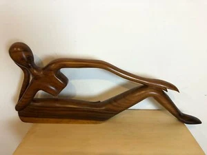 Sculpture Relaxing Sleeping one solid piece of Acacia wood handcrafted - Picture 1 of 5